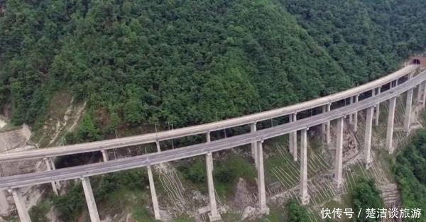 世界上最强悍的高速，每向前修一公里，海拔就升7.5米，就在中国