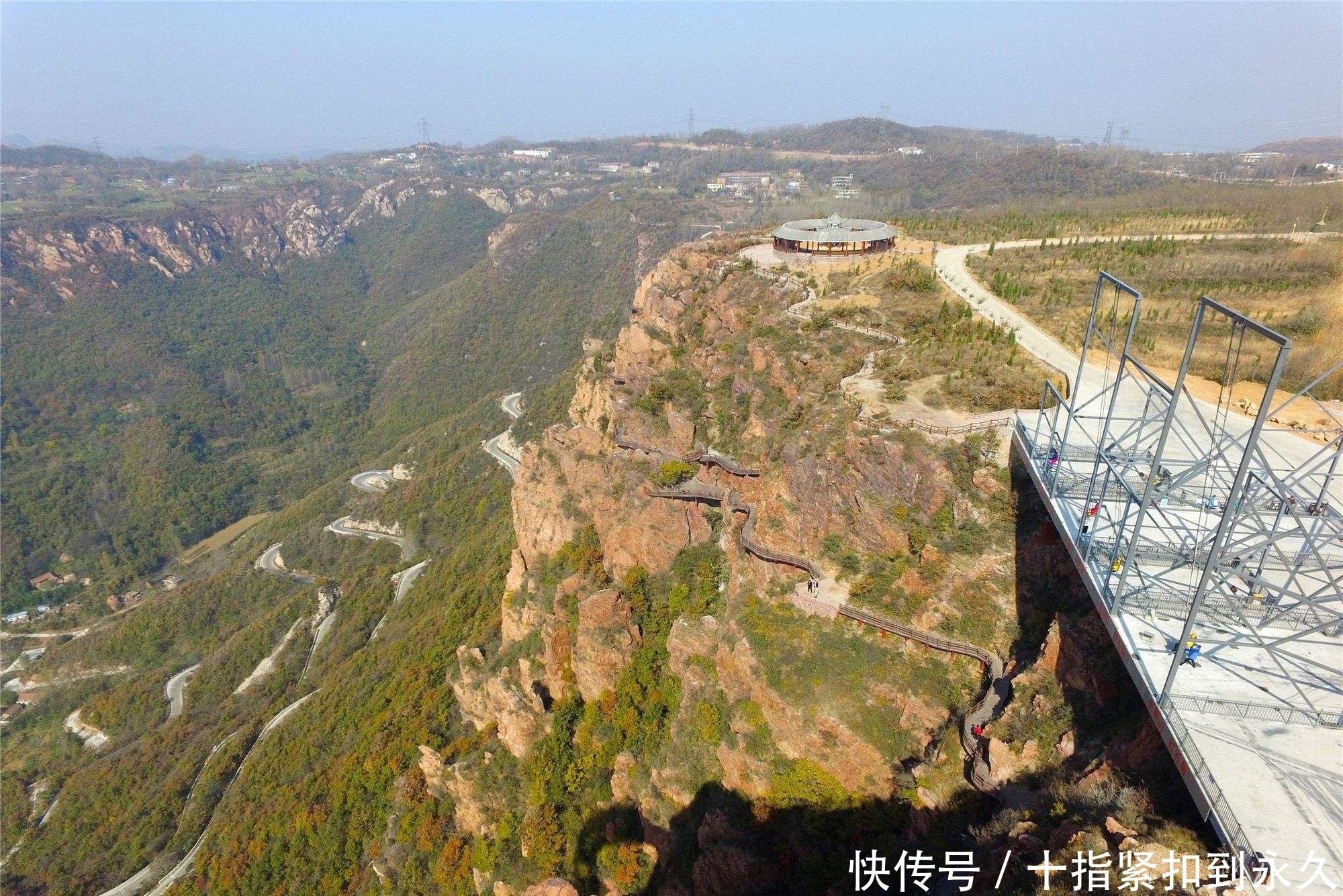 我国最惊险的荡秋千景点，游客玩之前要量血压，耗资百万打造