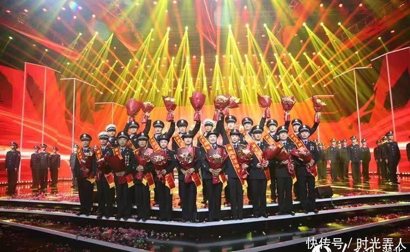  [发布仪式]湖北公安机关迎国庆暨“湖北最美警察”发布仪式在武