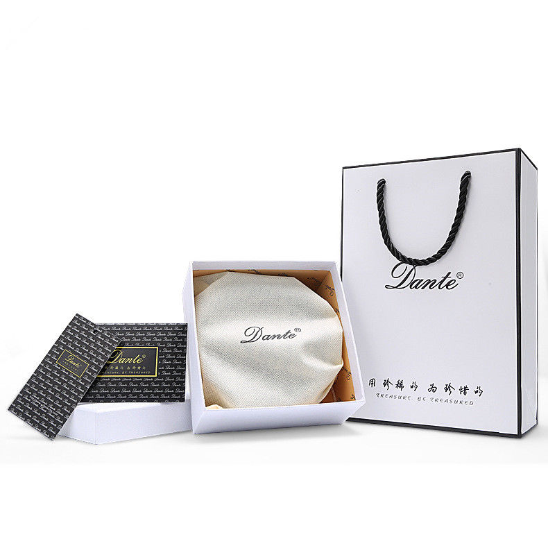 中秋节是表白的好时机!送一款精品皮带，傻瓜都明白里面的含义~