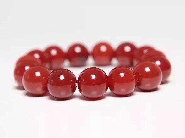 几月出生的人命最好?你的生日决定你的专属玉石