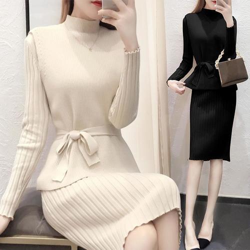 老婆38岁了，秋天穿这样的减龄套装裙，舒适洋气还保暖，忒显嫩