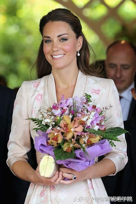 凯特王妃至今发型之路，见证皇室风云变幻