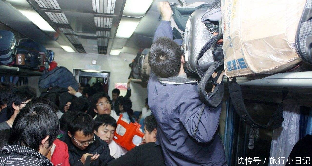 火车卧铺为什么男女不分开？女性的安全如何保证？答案很现实