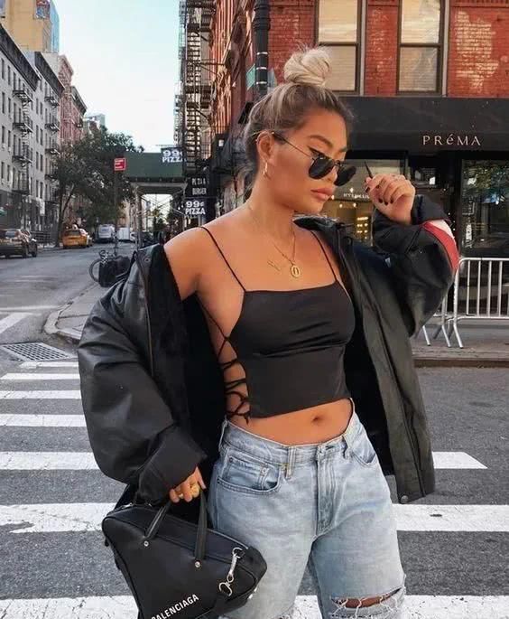  『Top』穿好一件Crop Top，其实可以很藏肉？