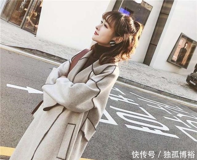  『主流』发现：焦糖色早过时，现主流森系大衣+赫本裙，保暖清新巨减龄