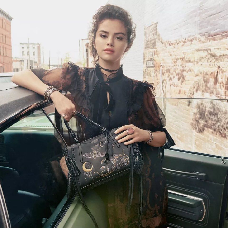 没错| 谁说关晓彤美感差?她最近的造型可是美到飘着仙气呢