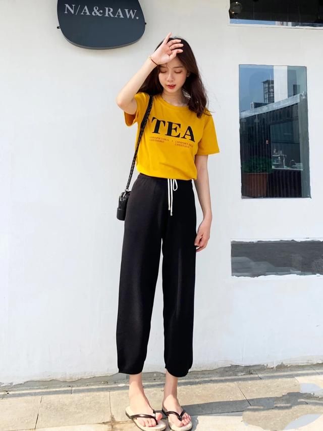  试试：梨形身材的小个子初夏很烦恼？试试这4款裤子，帮你一秒变女神