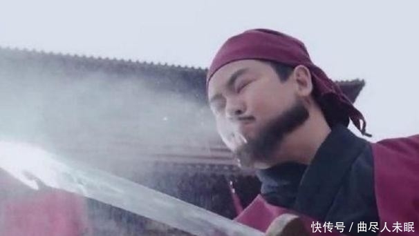 『刽子手』为什么古代刽子手在行刑之前,要先往刀上喷一口酒呢?