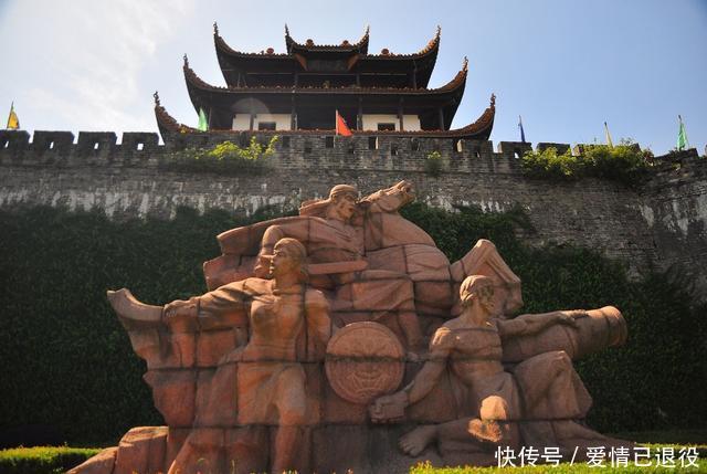 中国国际形象最好的城市,三千年不改名,众多外国人慕名而来