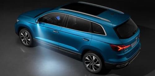  #大众旗下#发动机上有大众标定位中型SUV，起售价十万出头，冲着国产车来的
