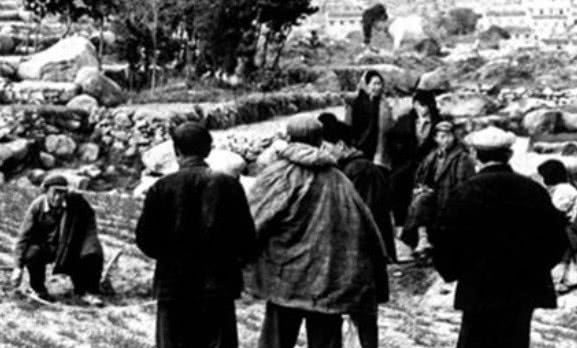 1985年中国农村历史老照片：没想到80年代的农村是这样子