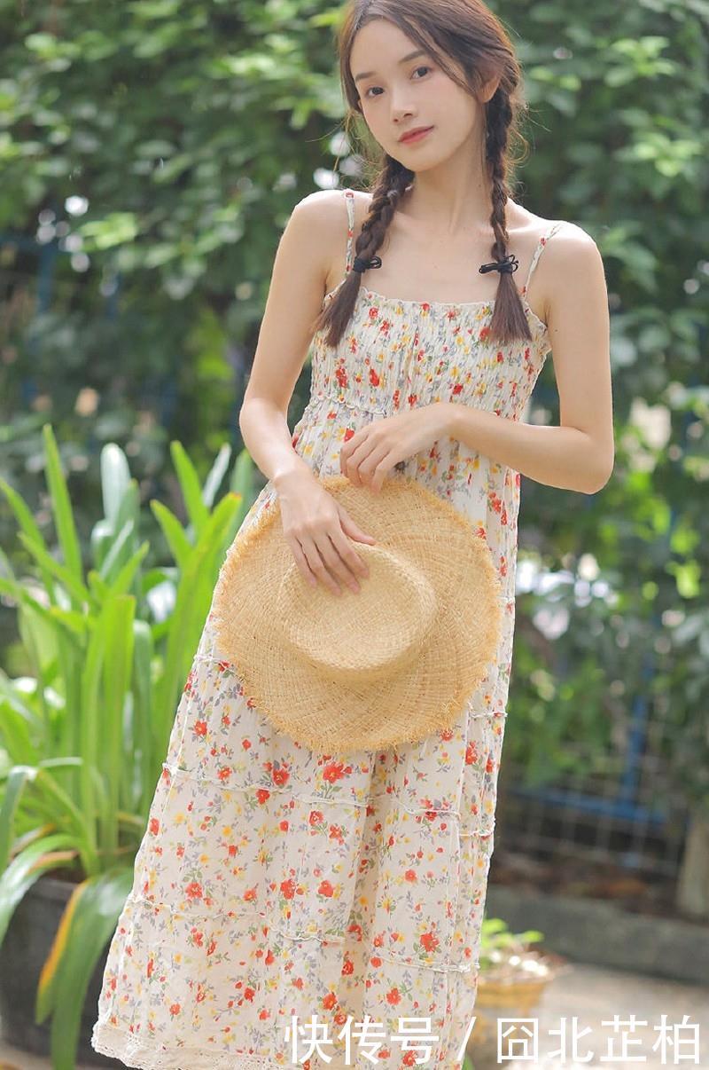  #美女#黄色上衣的长发美女
