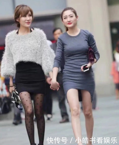  选搭|街拍：好闺蜜并肩同行谈笑风生，选搭时尚艳丽，成熟知性引领潮流