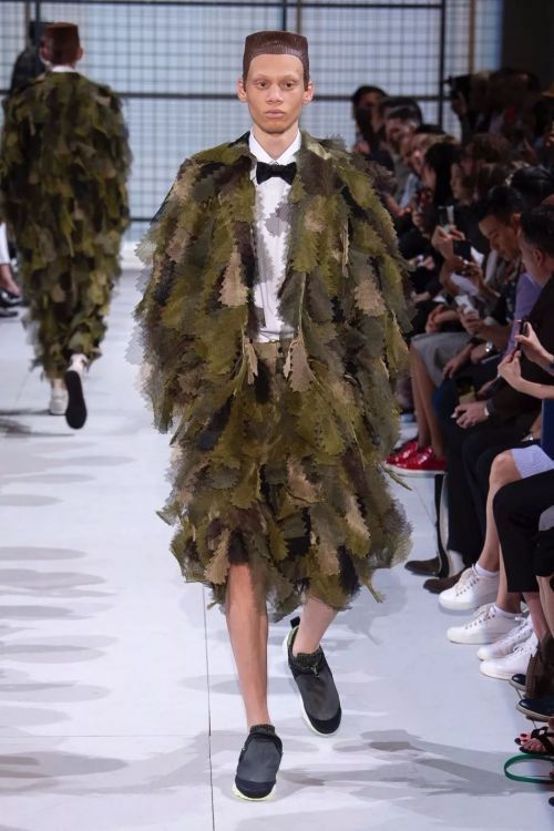 疯狂套装 川久保玲的男装设计不爱传统束缚