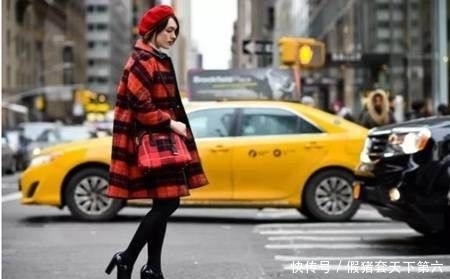  「冬天」冬天打底裤的时尚搭配，女生穿出大长腿的秘诀