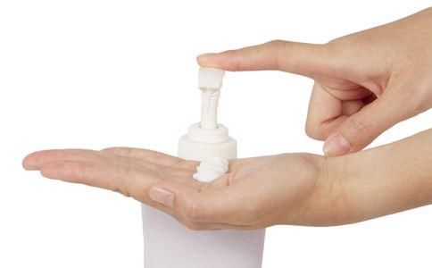 宝宝夏季用什么护肤品好 安全是第一位