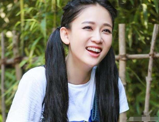 8位扎双马尾的女星，杨幂少女，郑爽清纯，最后一位美成芭比娃娃