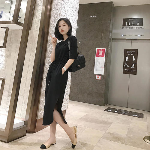 女神的开叉连衣裙，显瘦显高还撩人，教你做女神！