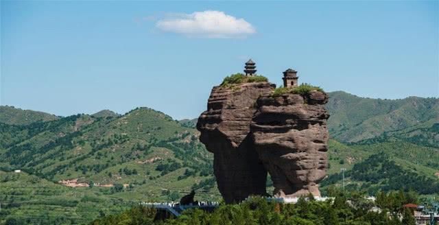 全球未解之谜：建于河北山峰上的神秘寺庙，如何建成至今是个谜