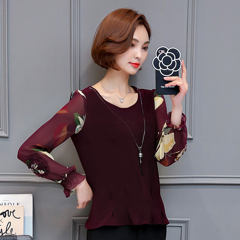 中秋快到了，别穿裙子，50岁妈妈穿新小衫，一款比一款减龄