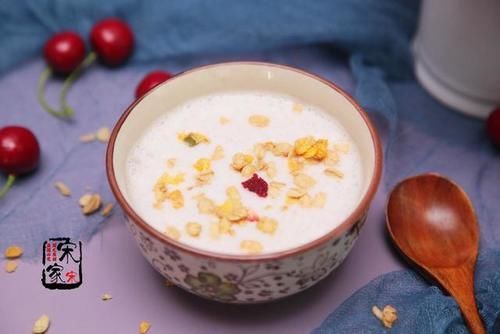 『食材』老公每天拿粥当水喝,在家半个月大肚腩没了,我后悔没一起喝