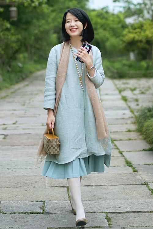 曾经胖到140斤，现用一土方法瘦了30斤，48岁大妈年轻十岁