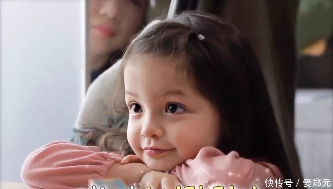 孩子是父母背后的