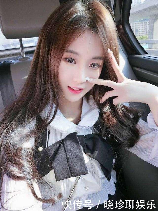 杨清柠晒“丈夫”和宝贝照片博同情,令人反感,网友:捞奶粉钱?!