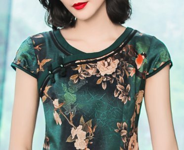 太惊艳了!敢穿旗袍的女人，一颦一笑都是迷人的风情