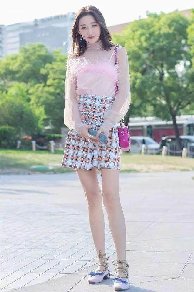 小姐姐清新美少女穿搭,一身粉嫩,看一眼就感觉可爱极了!