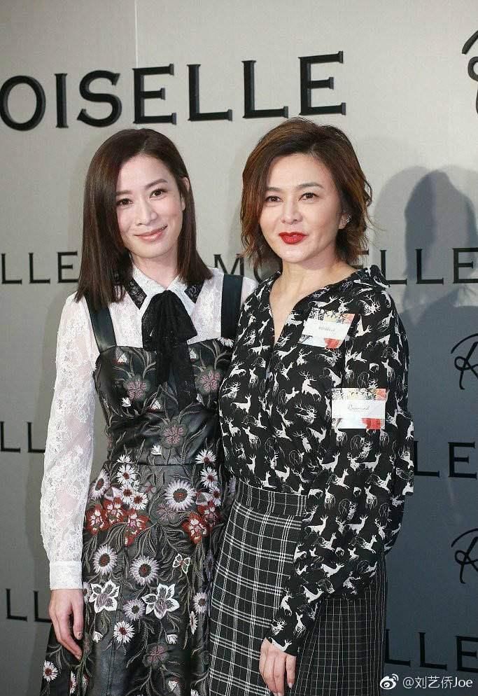 许久不见的关之琳亮相，昔日女神55岁穿短裙装嫩，气质不输佘诗曼