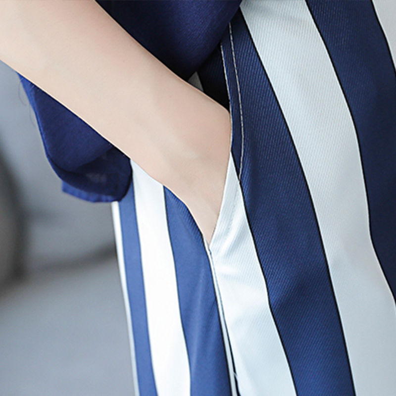 70后姐姐真会打扮，这些时尚套装穿身上，嫩美得像18岁小姑娘