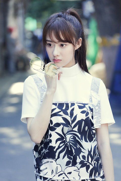 夏日清凉美女街拍