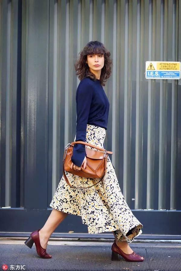 今夏最吸睛的30种半裙搭配，太美了!