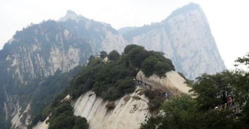 “奇险天下第一山”说的是五岳中的哪座山？果真是天下第一险