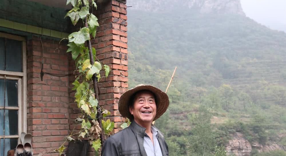 【归隐】60岁远离城市归隐深山养老，开荒种田自给自足，果蔬吃