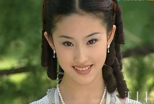 全素颜刘亦菲VS《金粉世家》白秀珠，为什么她15年后反而更美？