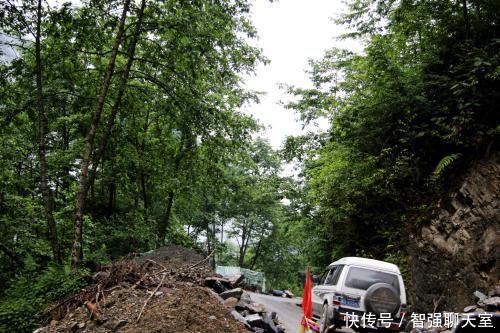 这地方被誉为云南最后“秘境”, 一条路修了50年, 如今禁止通车