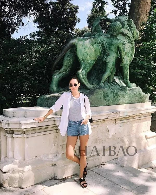 小个子夏日穿搭特辑!身高不足160cm的她们，怎么穿才能显高又时髦