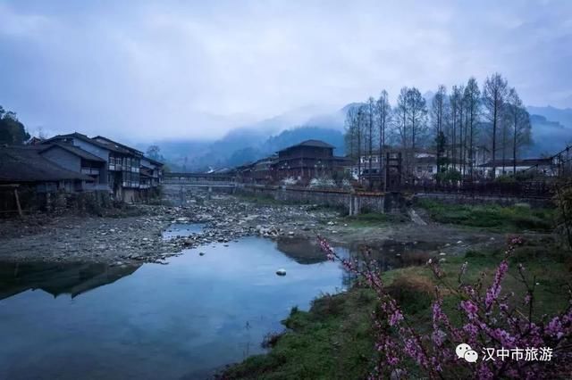 汉中青木川，油菜花已经开了!