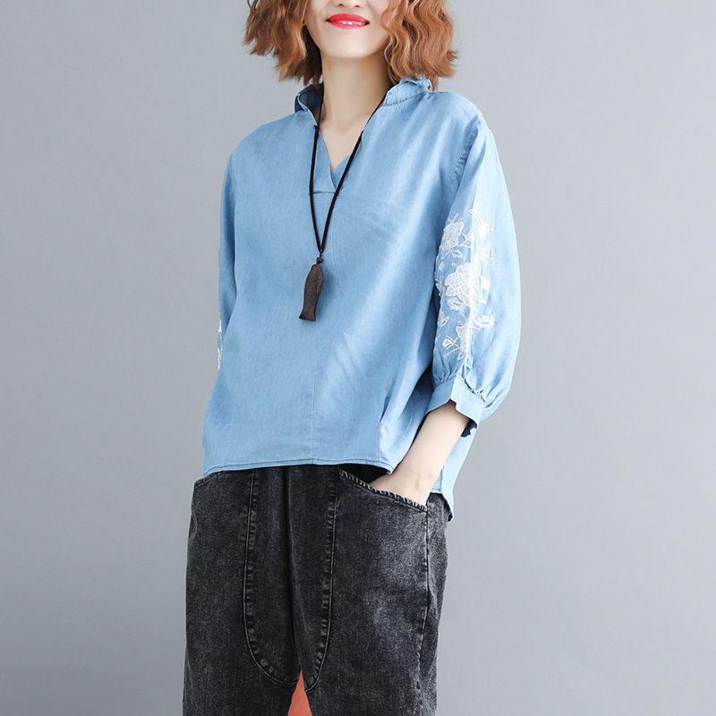 个子不高的女人少穿裙子，试试艳阳衫+短裤，不要高跟鞋也很美