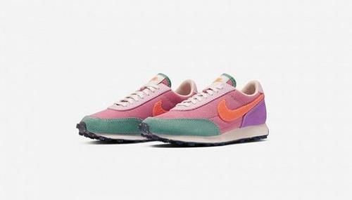 「拖鞋」一周运动新品 | 耐克灯芯绒新鞋配泼墨外底,Yeezy户外拖鞋登场