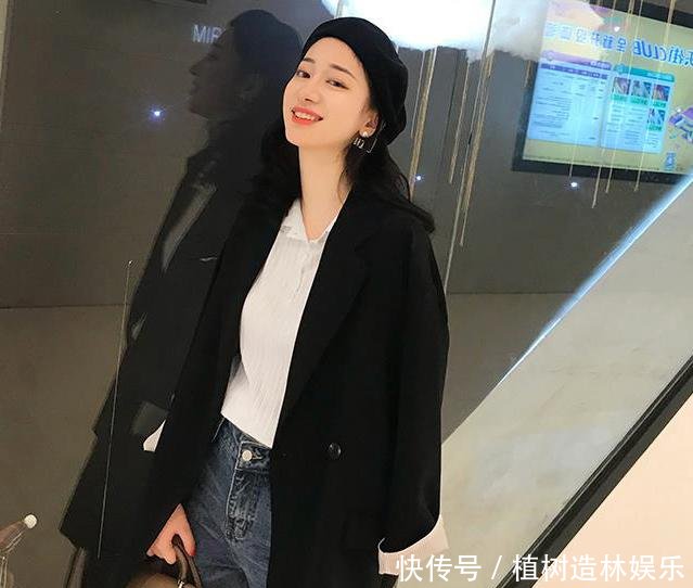 躲过了周冬雨的仙女裙,躲过了她的露肩装,却没躲过她的西装!