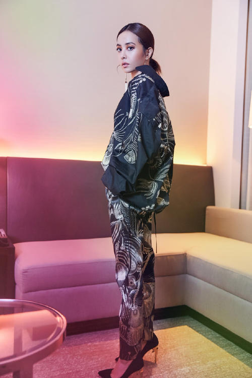 38岁蔡依林真会穿!身着豹纹装气场全开,网友:一般人无法驾驭