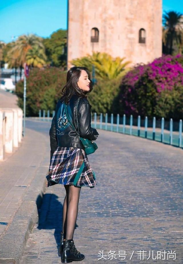 陈乔恩的腿到底有多细?这么窄的短靴也穿不满,网友:太羡慕了!