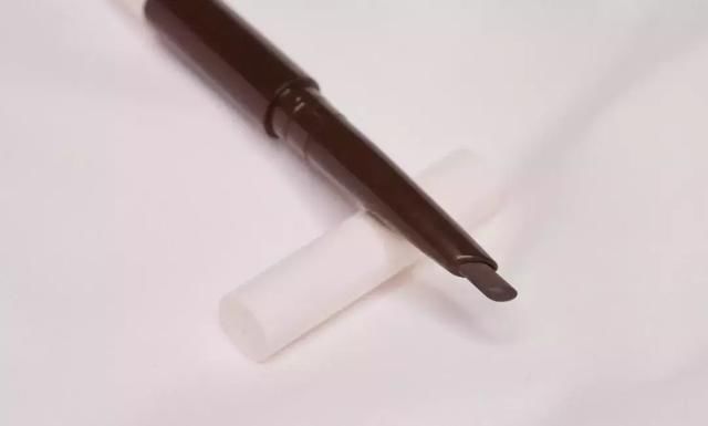 发际线男孩花2500修的眉毛这个鸟样