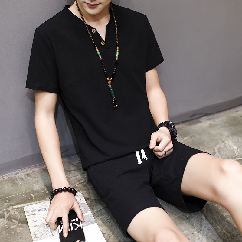 男人一旦富裕，尽量穿的年轻点!模仿一下上海男人，60岁不显老