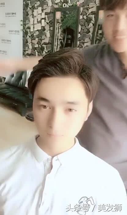 五官清秀的小哥哥，换完发型后秒变帅气男神，网友：这颜值逆天了