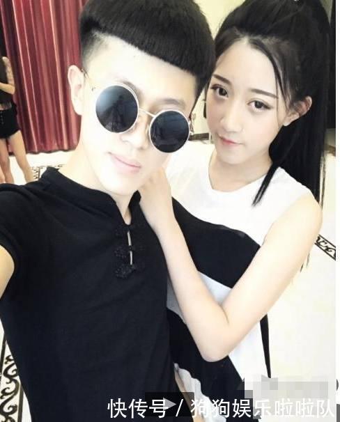 牌牌琦蒙面现身小伊伊直播间, 遭举报被封禁账